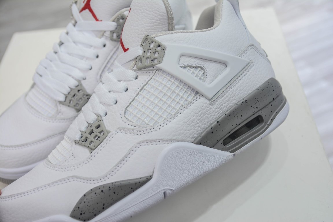 420 纯原Air Jordan 4 白水泥 CT8527-100