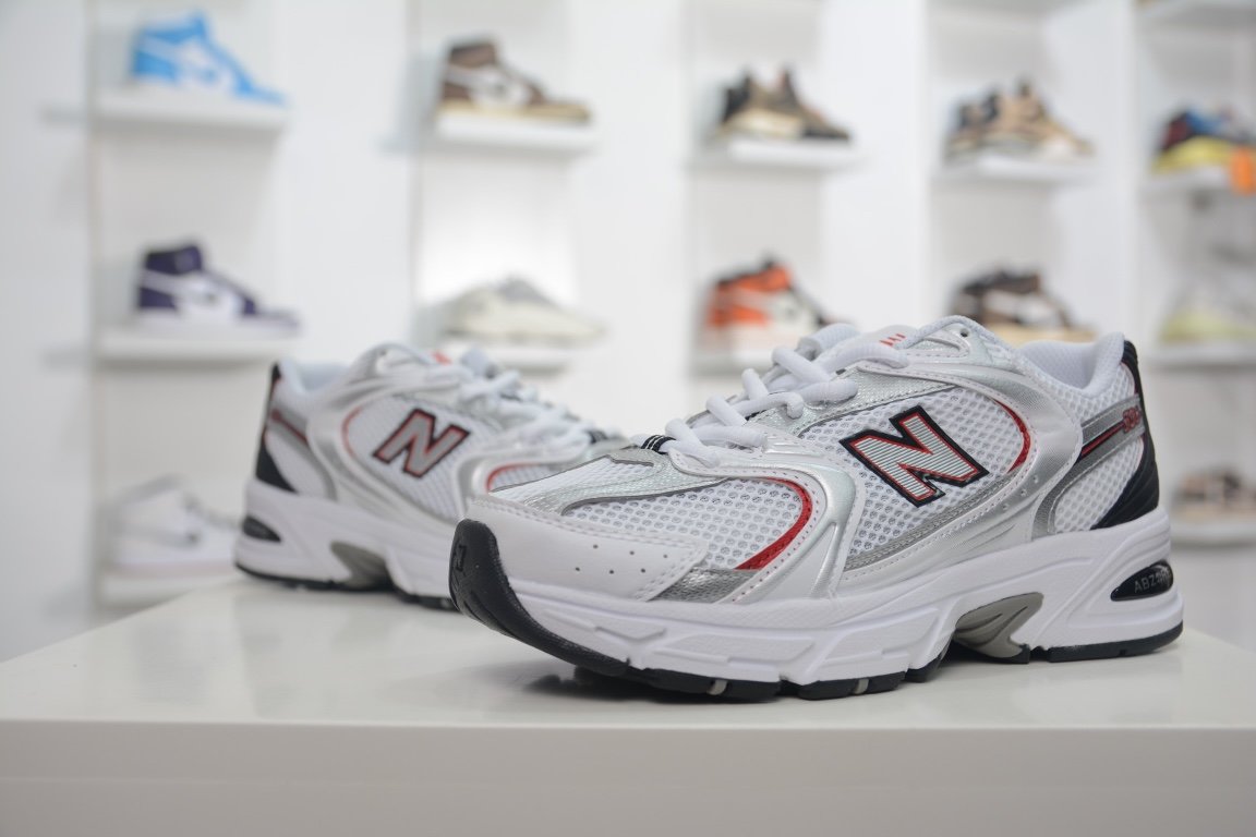 200  New Balance 新百伦 NB530 复古运动鞋 中性慢跑鞋