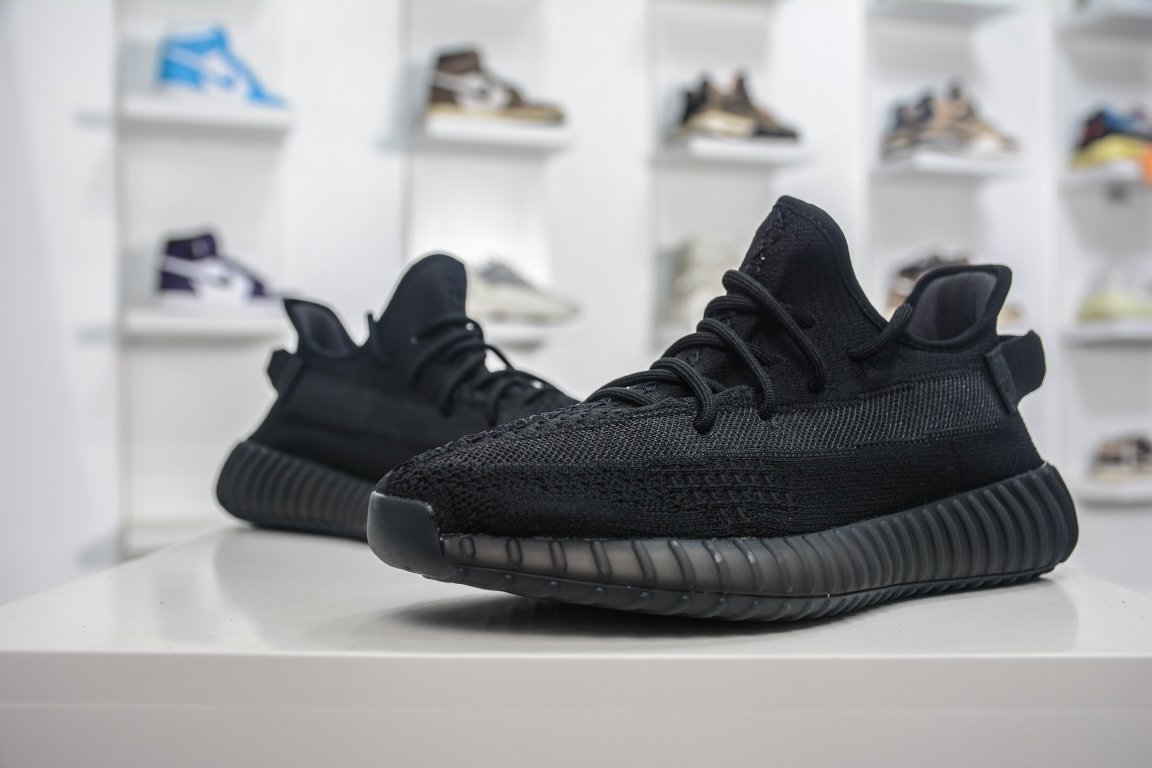 190 Adidas Yeezy Boost 350V2 黑武士HQ4540