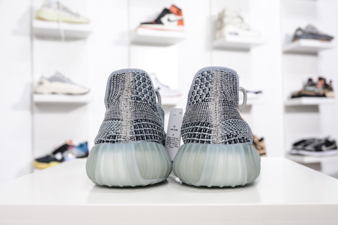 210 Adidas Yeezy Boost 350V2 "Ash Blue" 灰蓝色 水洗丹宁 GY7657