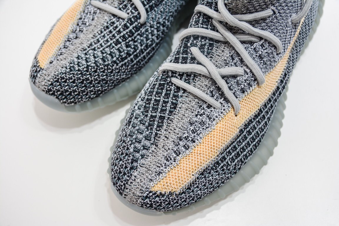 210 Adidas Yeezy Boost 350V2 "Ash Blue" 灰蓝色 水洗丹宁 GY7657