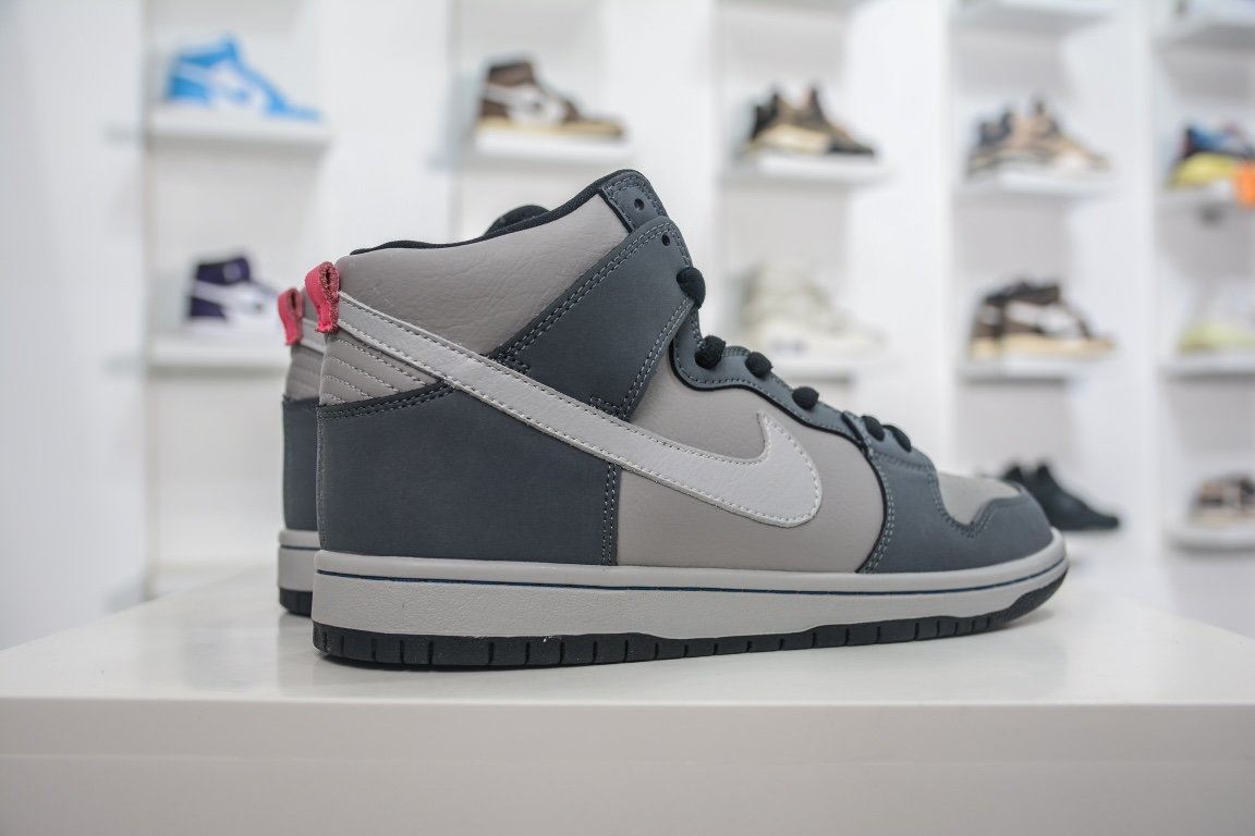 260 Nike Dunk SB High "Medium Grey" 燧石灰DJ9800