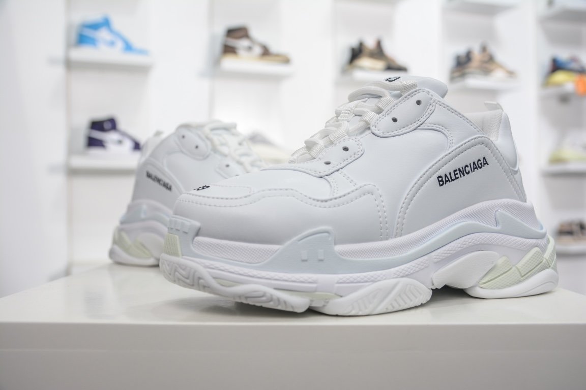 380 【运费超重】  Balenciaga Triple S 巴黎世家