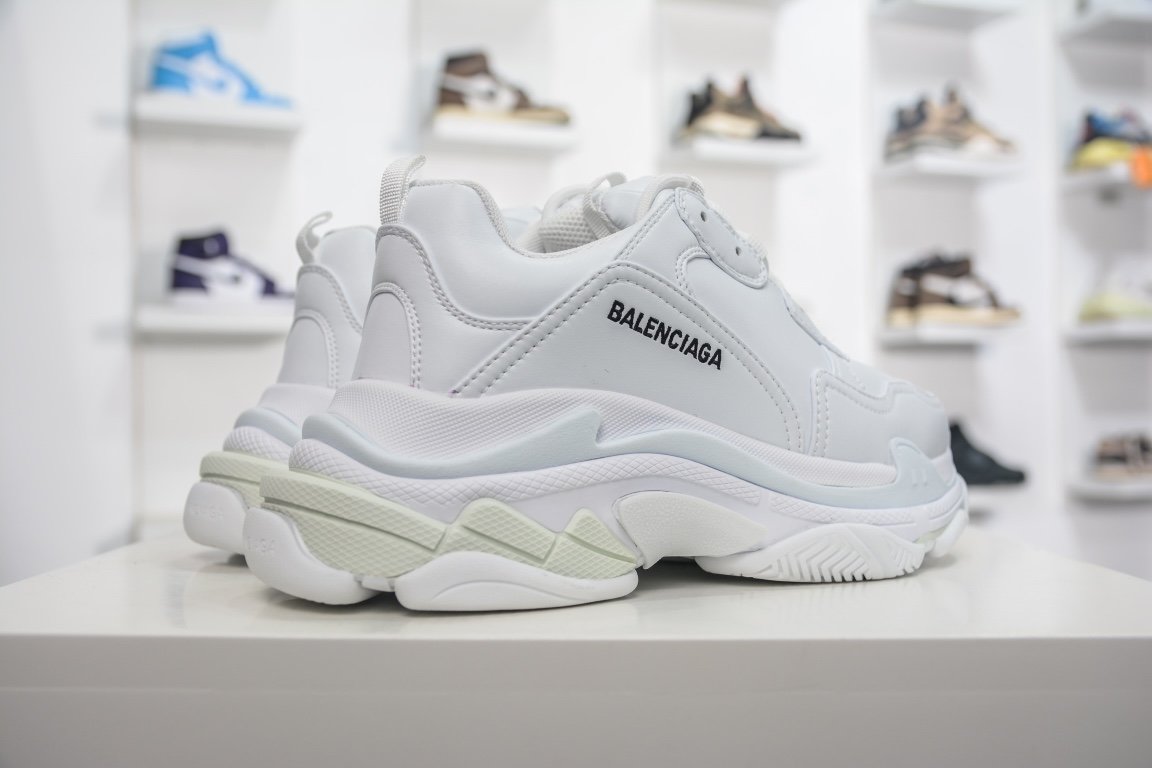 380 【运费超重】  Balenciaga Triple S 巴黎世家