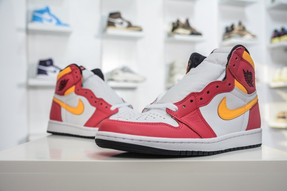 260 Air Jordan 1 High OG "Light Fusion Red" AJ1 高帮 白黄粉 555088-603