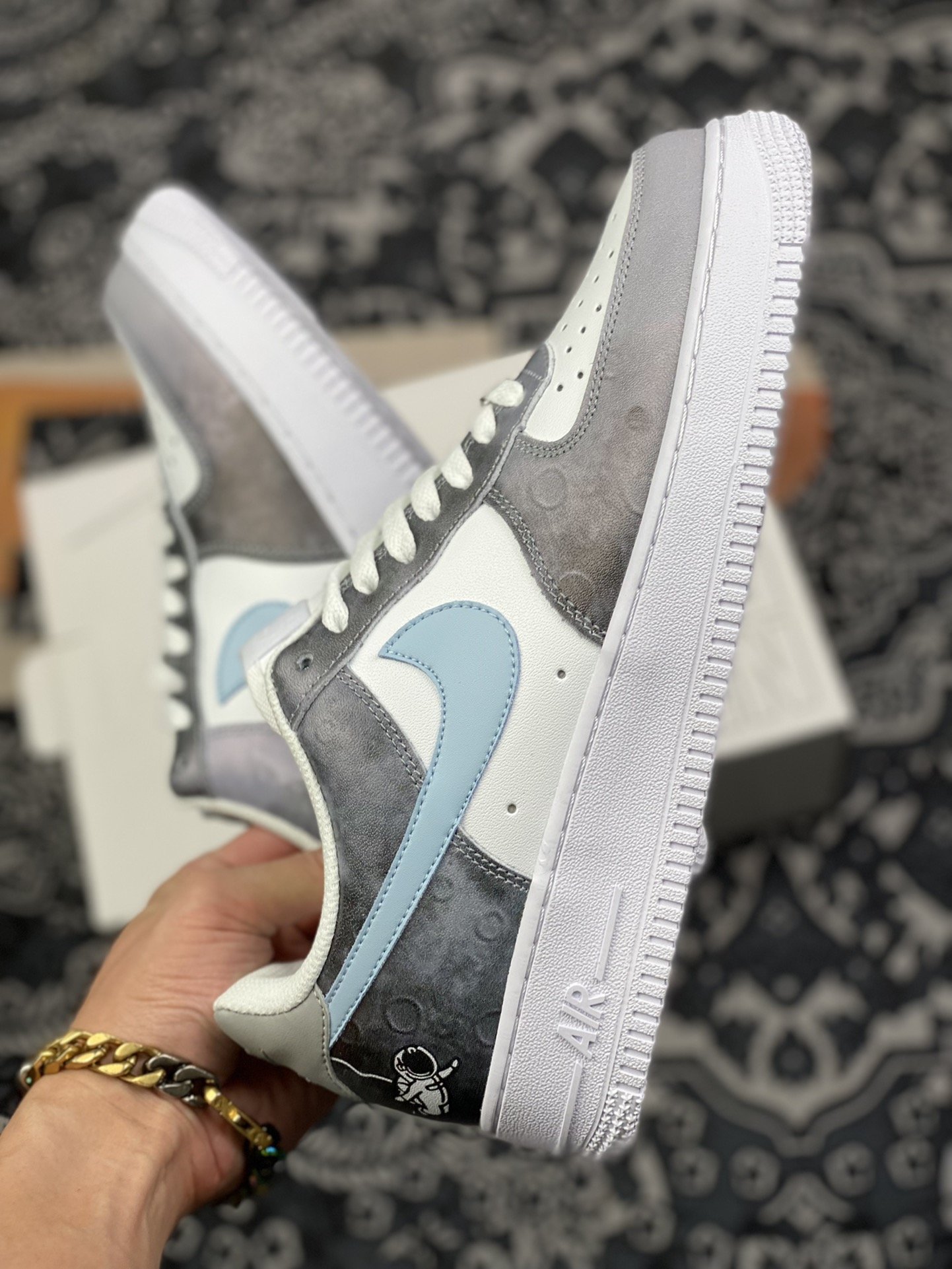 220 Nike Air Force 1 LowWhite/Dark Grey"空军一号经典低帮百搭休闲运动板鞋 CW2288-114