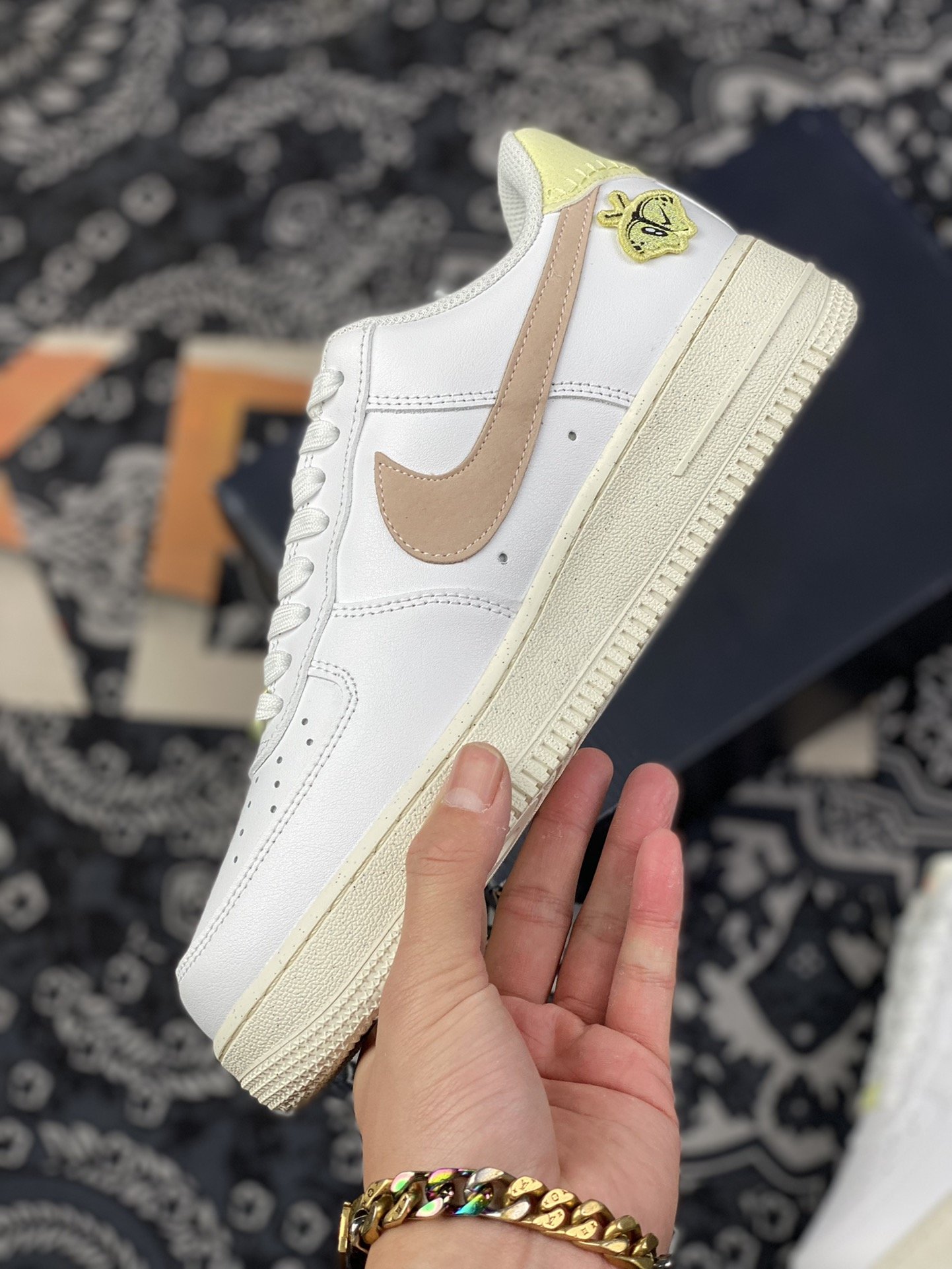 220 Air Force 1’07 Low Next 白小花蜜蜂 DJ6377-100