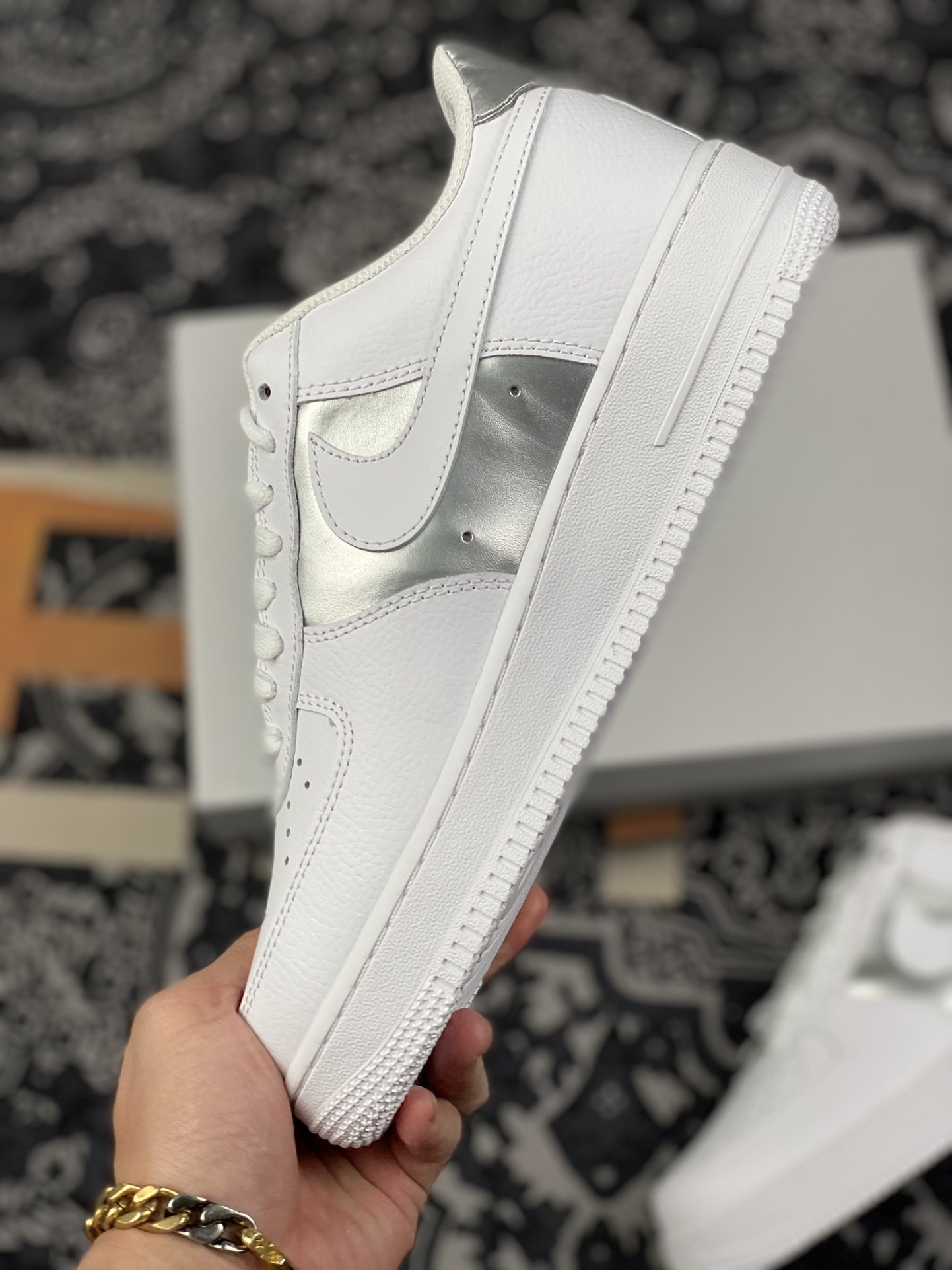 200 Nike Air Force 1 空军一号 新白银 DD8959-104