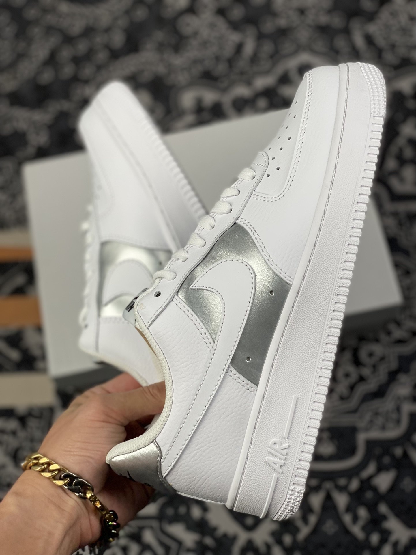 200 Nike Air Force 1 空军一号 新白银 DD8959-104