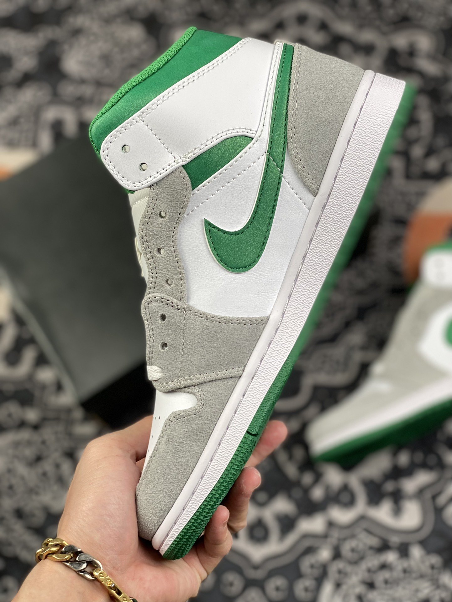 260  Air Jordan 1 Mid 白灰绿 市售最强中帮 DC7294-103