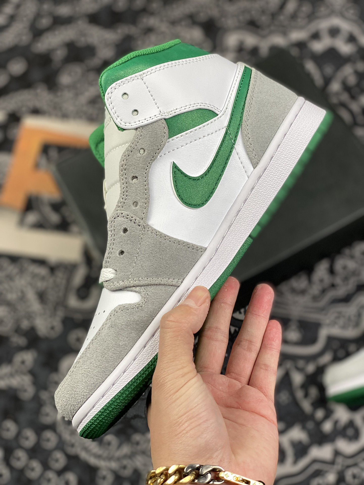 260  Air Jordan 1 Mid 白灰绿 市售最强中帮 DC7294-103