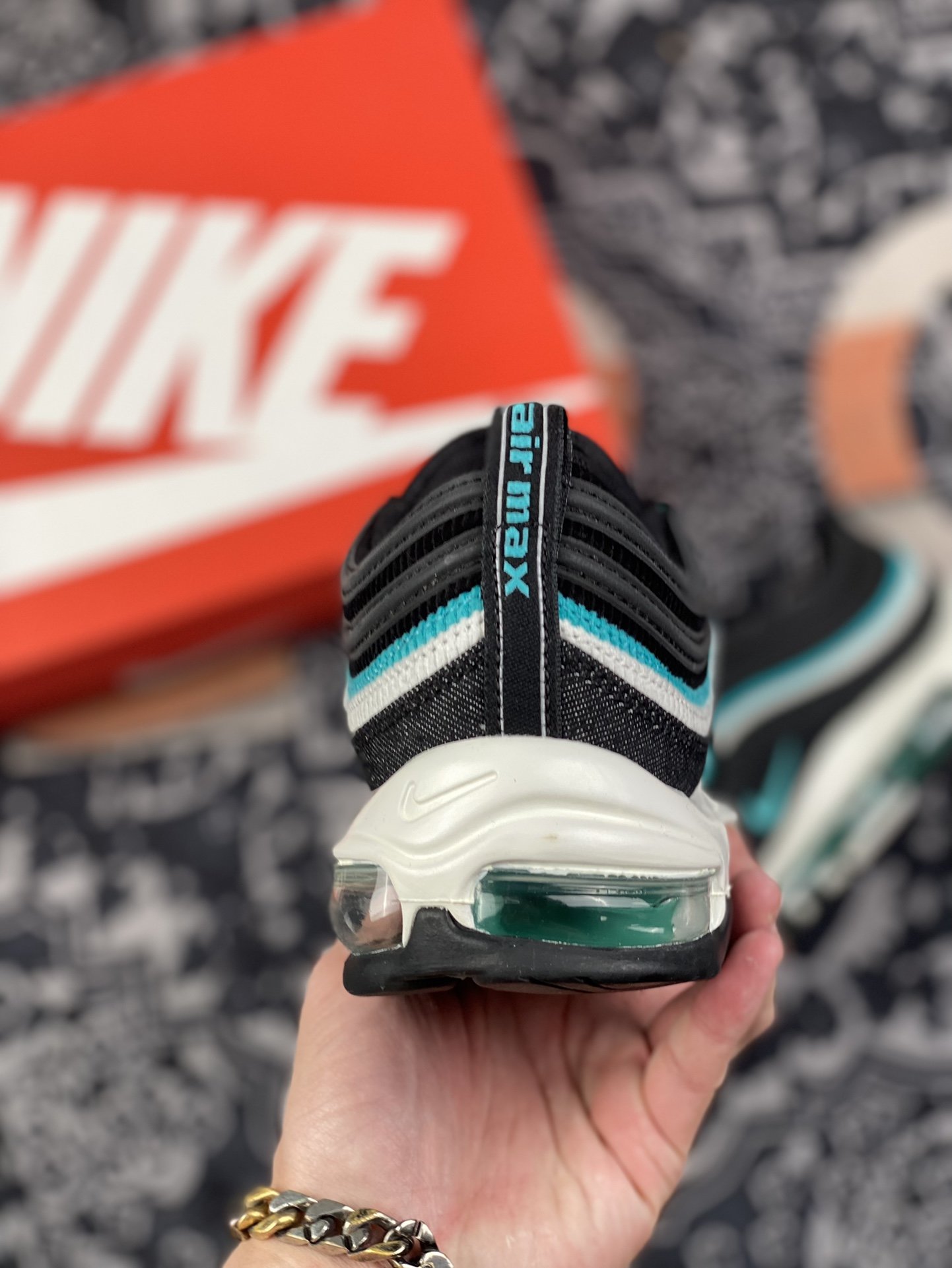 240 Nike Air Max 97 系列 DN1893-001