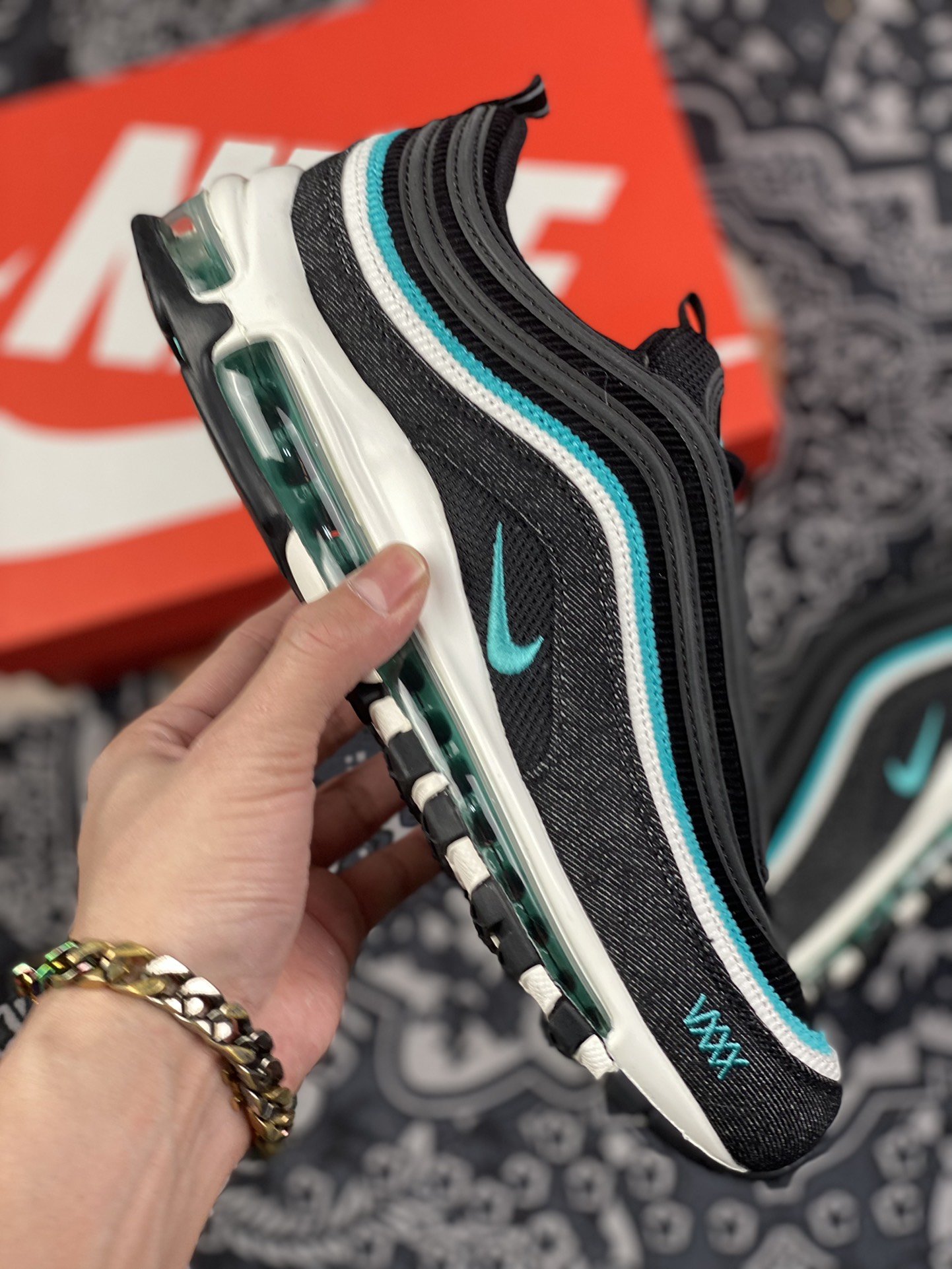 240 Nike Air Max 97 系列 DN1893-001