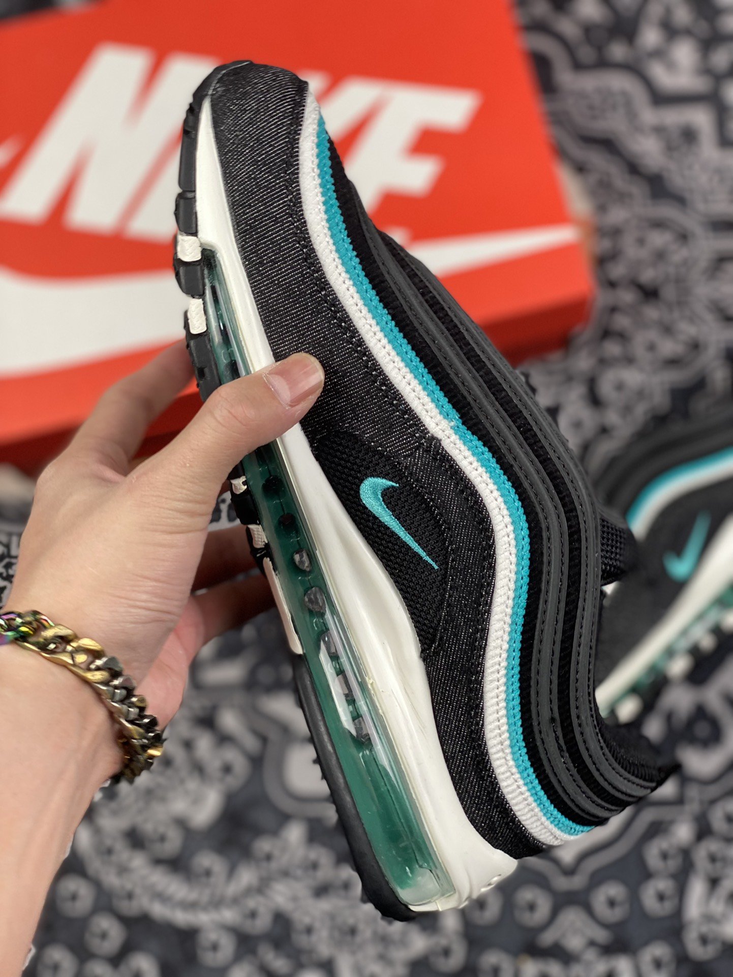 240 Nike Air Max 97 系列 DN1893-001