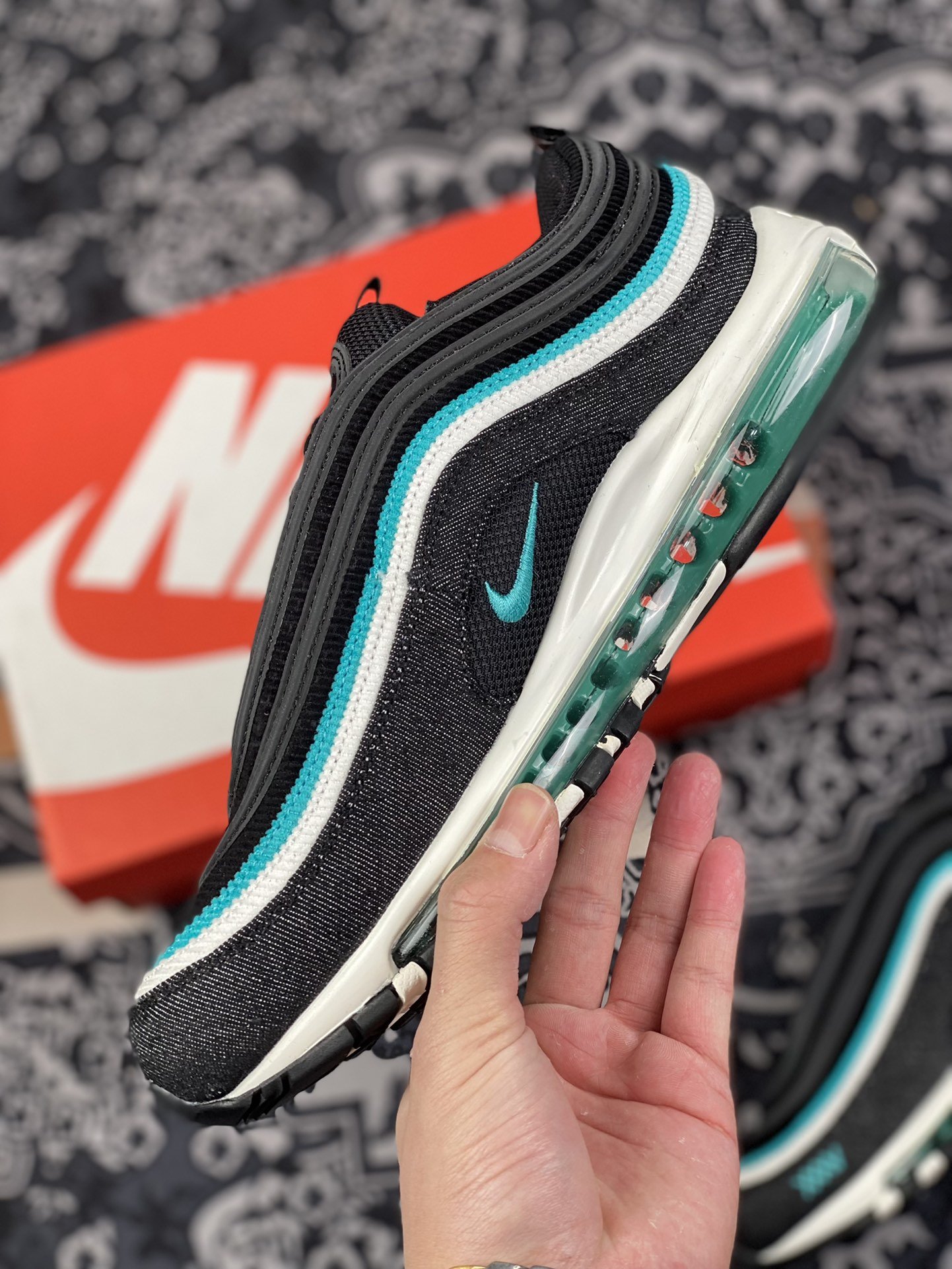 240 Nike Air Max 97 系列 DN1893-001