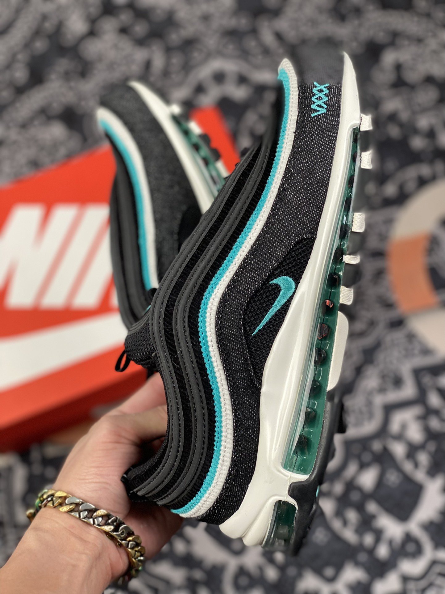 240 Nike Air Max 97 系列 DN1893-001