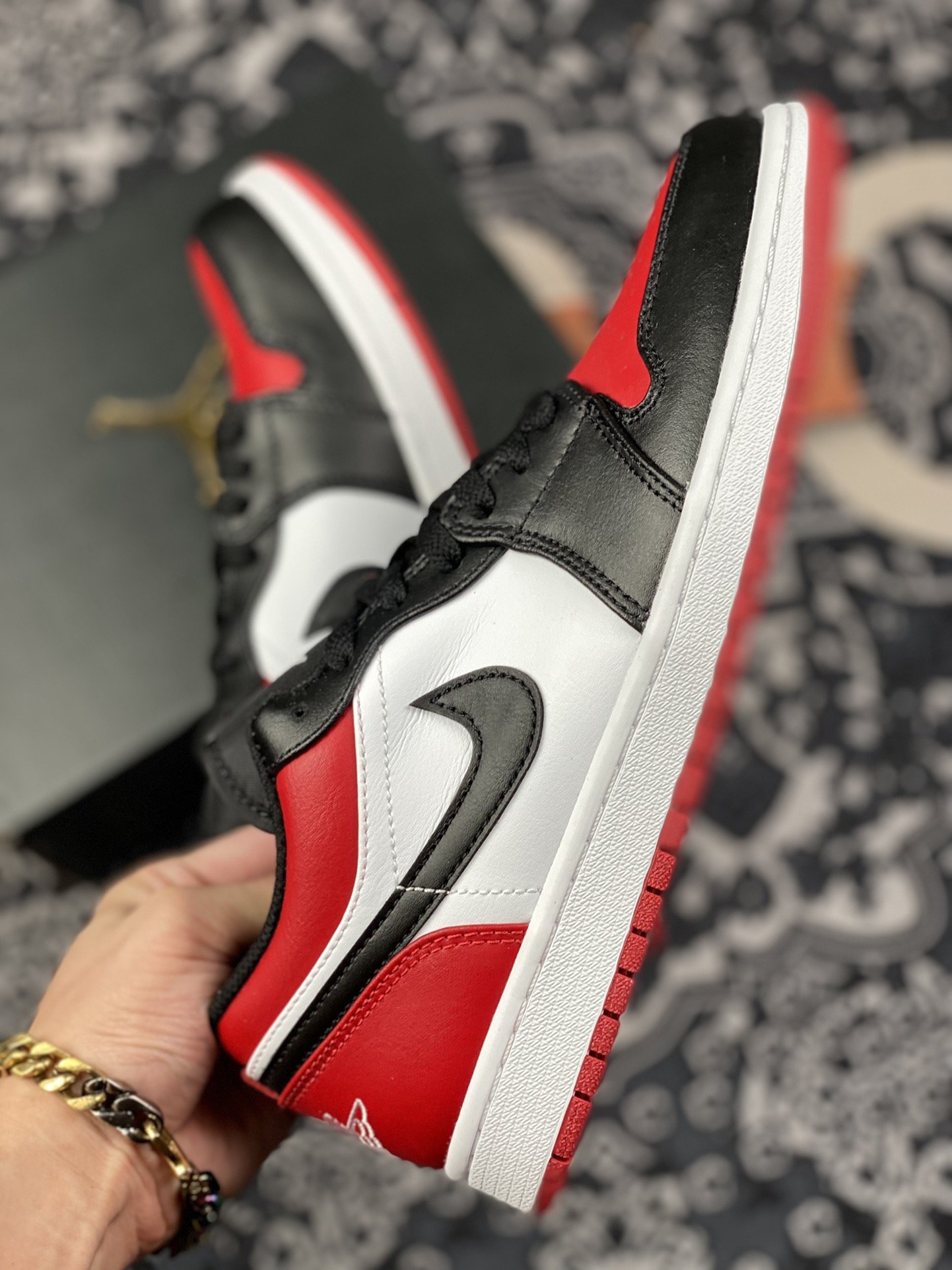 240 Air Jordan 1 Low “Black Toe” 黑脚趾 Low系列出售553558-116