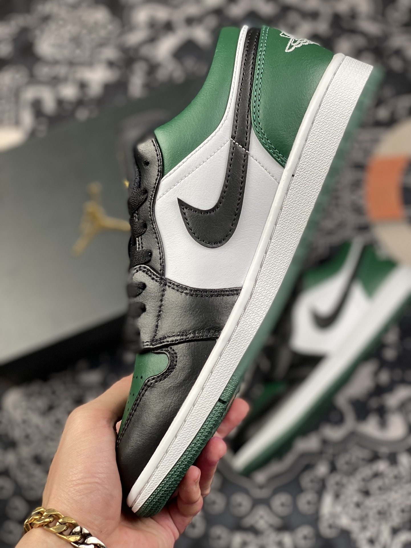 240 新版升级 Air Jordan 1 Low 黑绿脚趾 Low系列出售553558-113