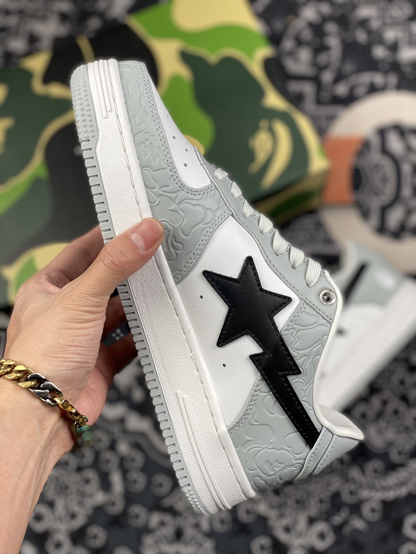 360 潮流教父nigo品牌 王源同款 Bape Sta “Tokyo” 黑灰白经典百搭休闲运动板鞋 OZXSH191002MH