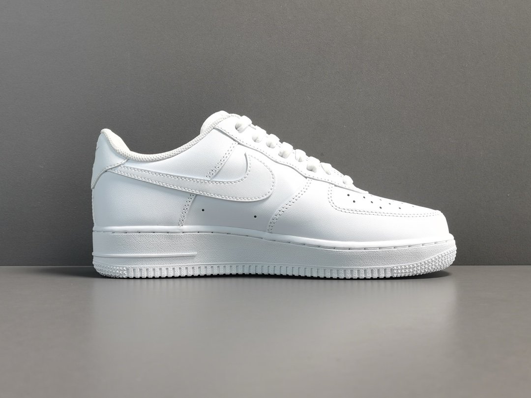 纯白 Nike Air Force 1·07  CW2288-111