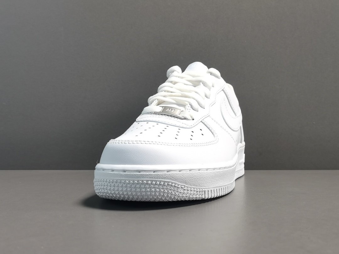 纯白 Nike Air Force 1·07  CW2288-111