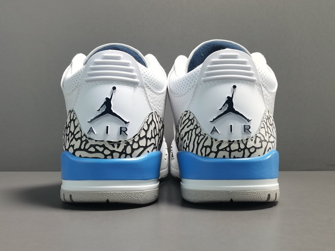 北卡蓝 Air Jordan 3 Retro ＂UNC＂复古篮球鞋 CT8532-104