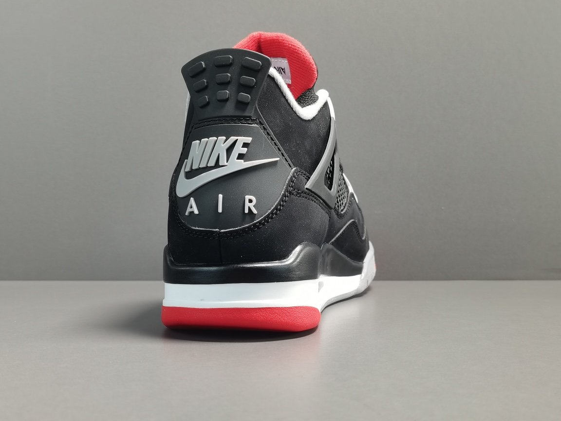 黑红公牛 （2019款) Air Jordan 4 Retro Bred 篮球鞋  308497-060