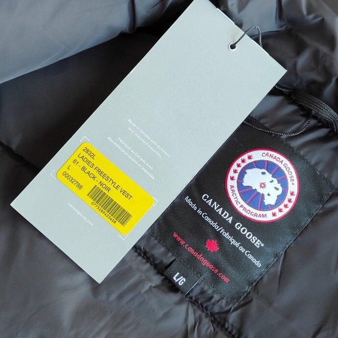 黑色 Canada Goose Freestyle 加拿大鹅