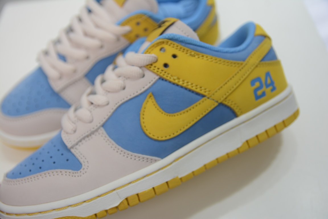 380 Kobe Bryant x Nike SB Dunk Low"8·24"扣篮系列低帮休闲运动滑板板鞋LF2428-002