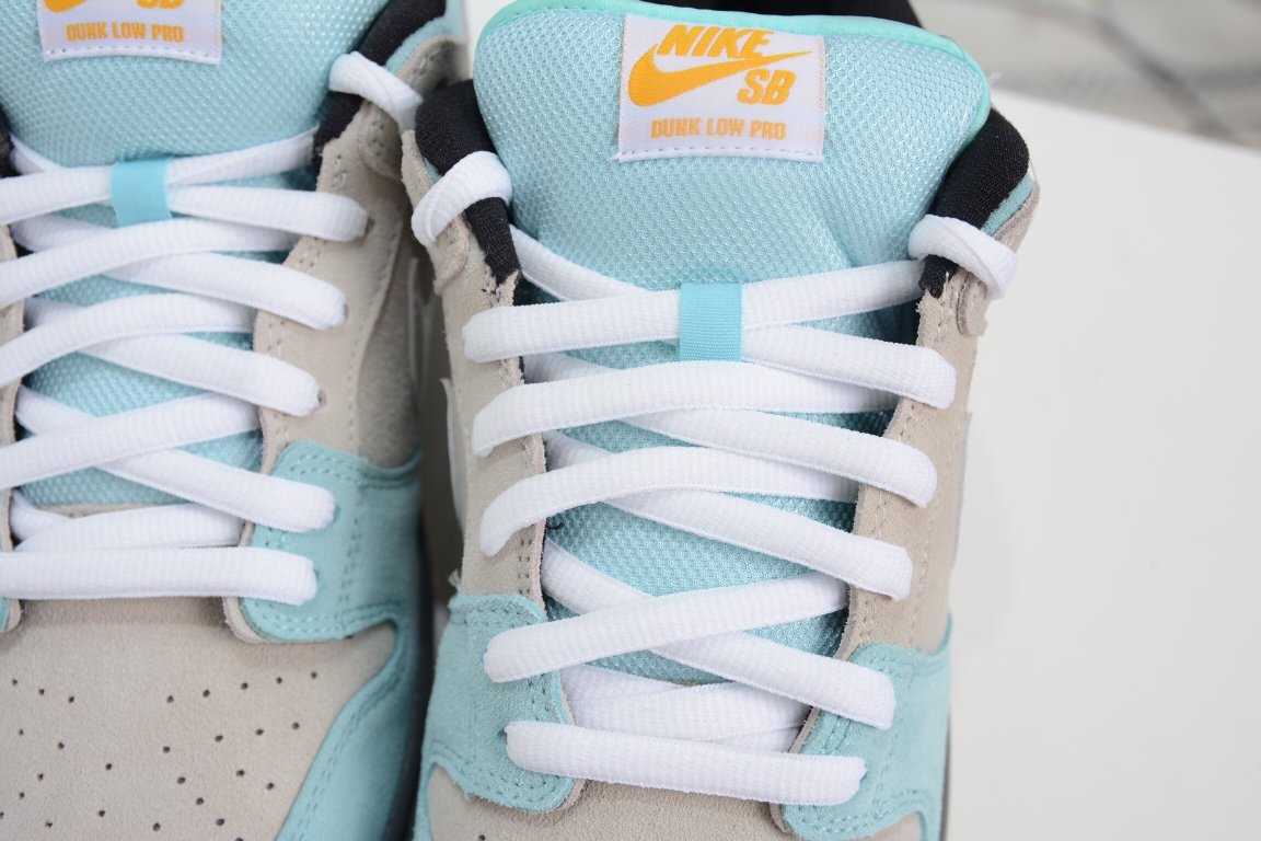 200 Plus Skate Shop x Nike SB Dunk Low “Gulf of Mexico” 墨西哥湾 304292-410