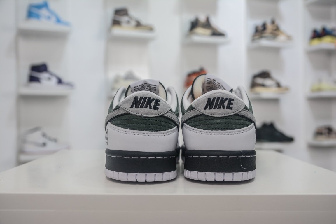 380 致敬科比布莱恩特 Nike SB Dunk Low"Coast"扣篮系列低帮休闲运动滑板板鞋LF2428-001