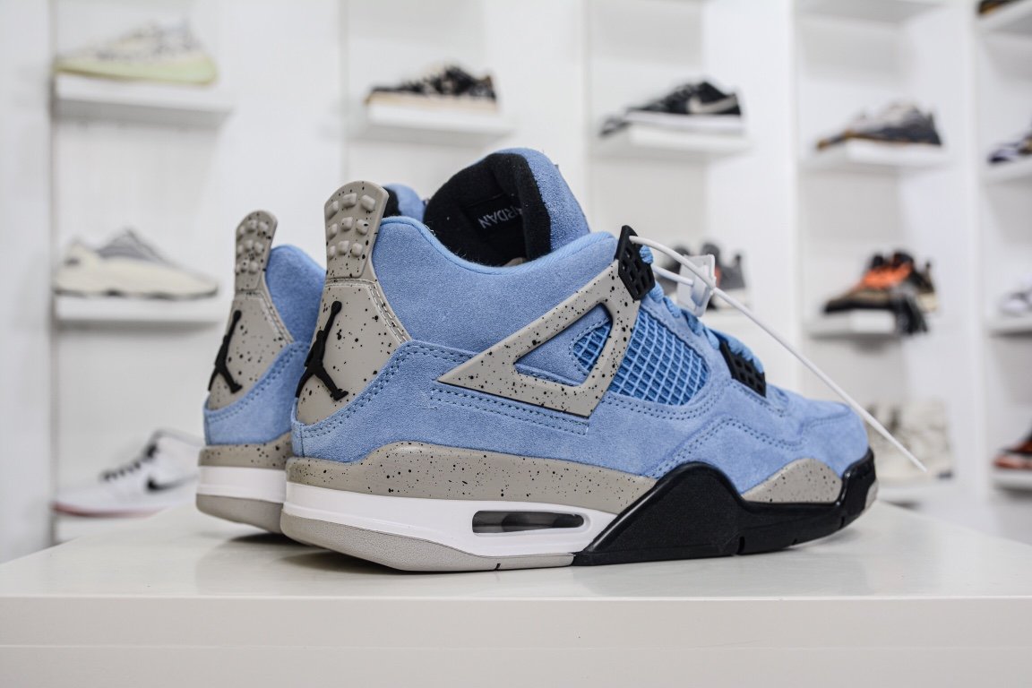 200 爆炸福利 第一批 Air Jordan 4 Retro "University Blue " 大学蓝 CT8527-400