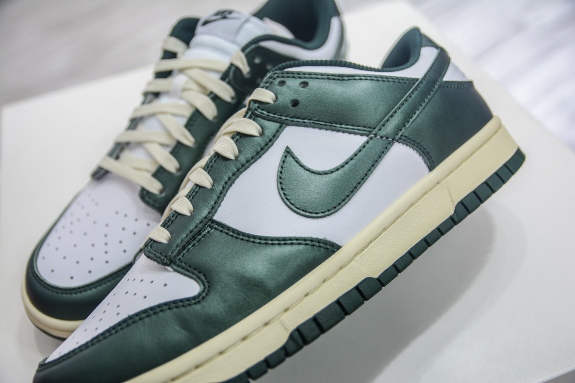 350  Nike Dunk Low "Vintage Green" 白绿 做旧 DQ8580-100