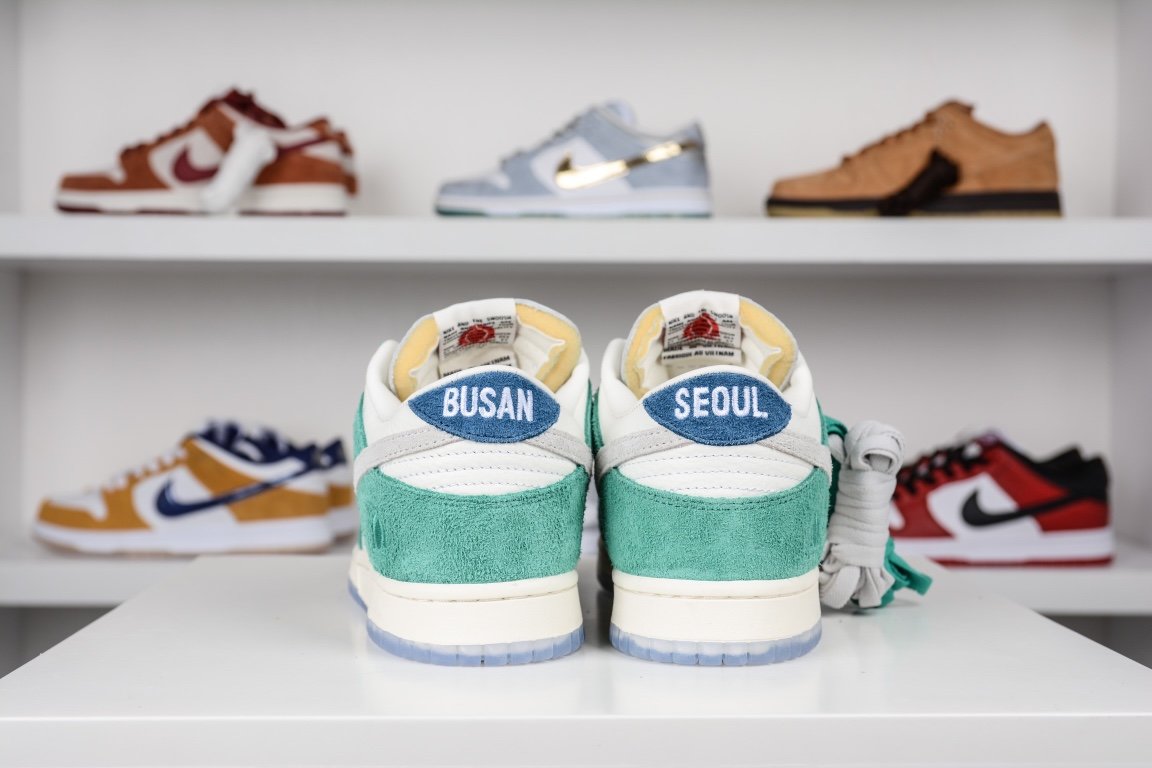 350  Kasina x Nike Dunk Low ‘Road Sign’ 涡轮绿 蒂芙尼CZ6501-101