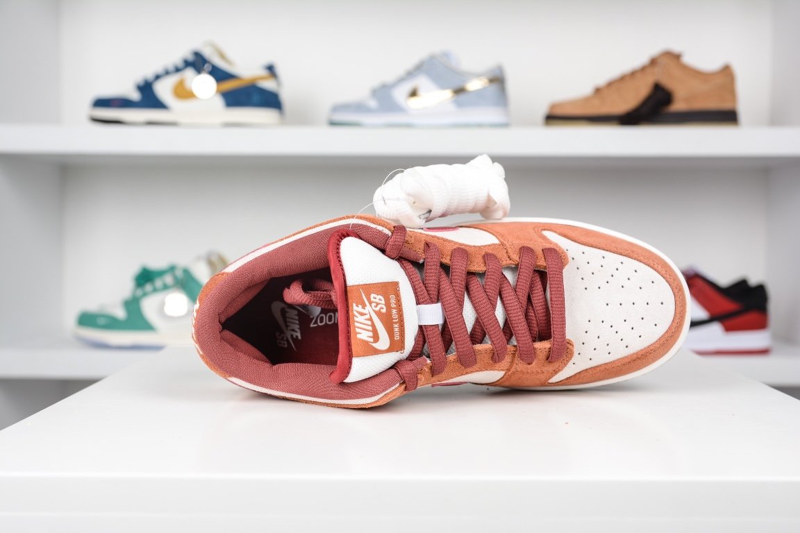 320  Nike SB Dunk Low Russet Cedar 王一博同款 BQ6817-202