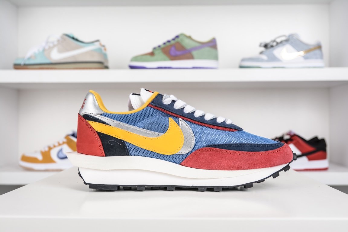 280 Sacai x Nike LVD Waffle Daybreak 联名解构走秀款 BV0073-400