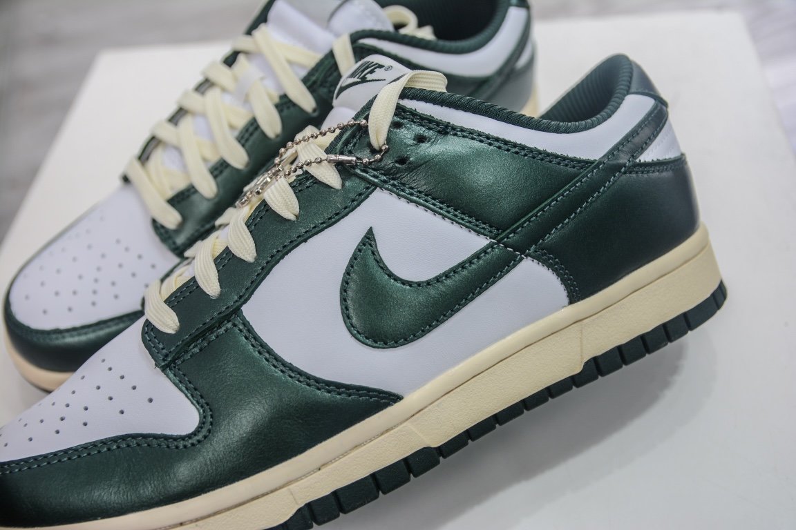 380 纯原 Nike Dunk Low "Vintage Green" 白绿做旧 DQ8580-100