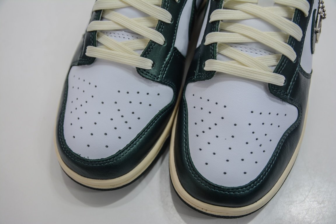 380 纯原 Nike Dunk Low "Vintage Green" 白绿做旧 DQ8580-100