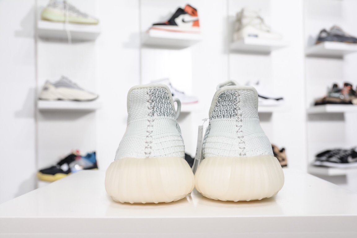 210 Adidas Yeezy Boost 350V2 Cloud White Reflective冰蓝满天星 FW5317