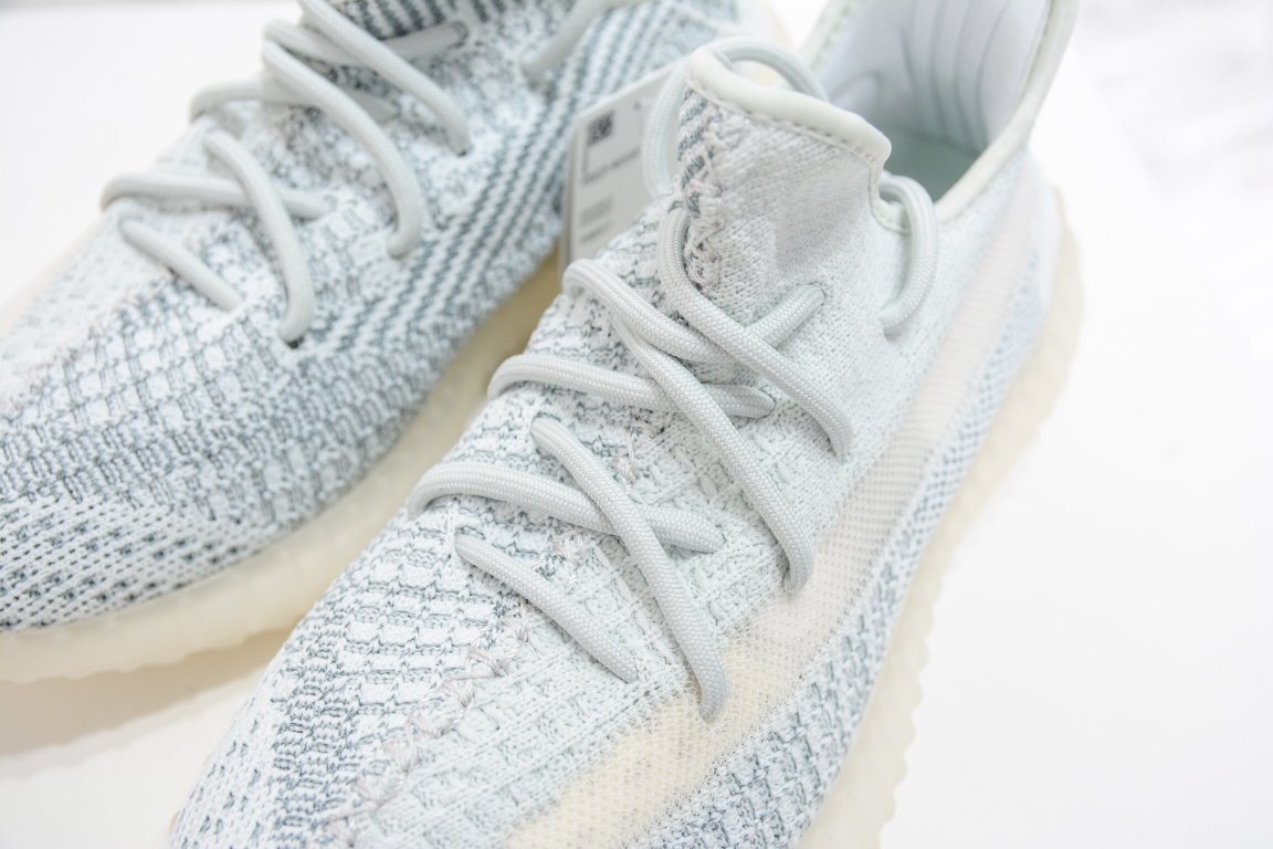 210 Adidas Yeezy Boost 350V2 Cloud White Reflective冰蓝满天星 FW5317