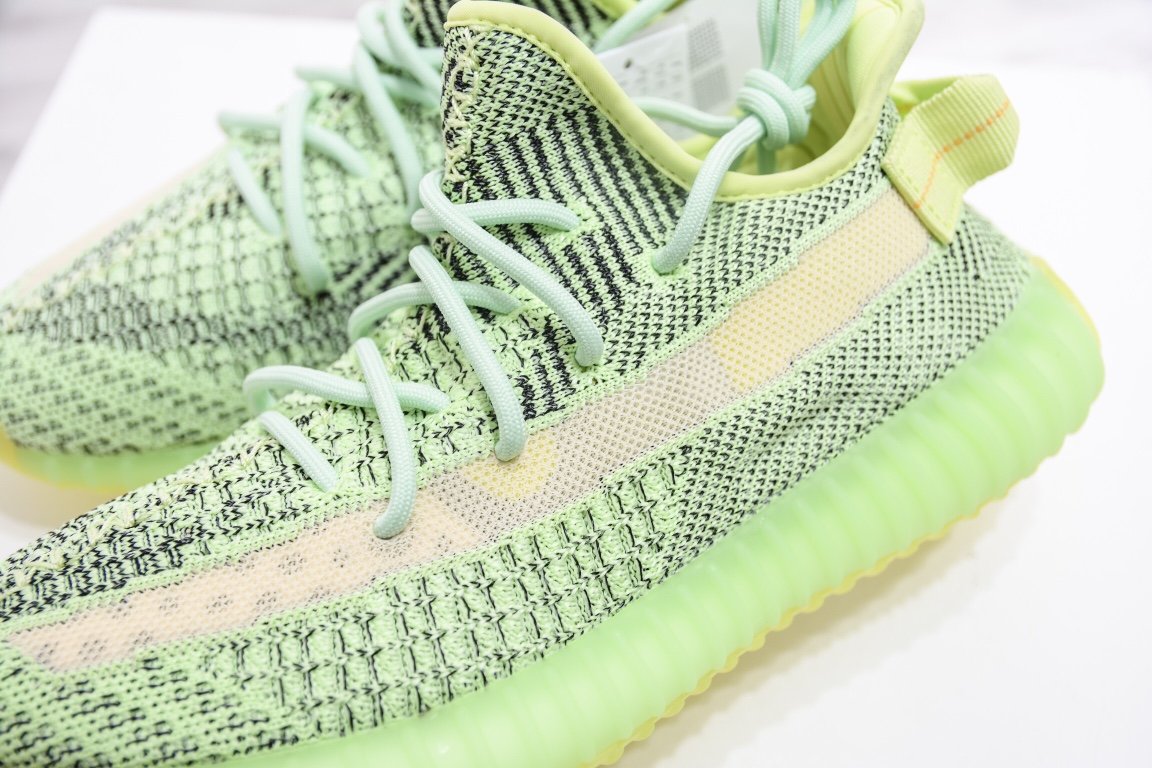 190 Adidas Yeezy Boost 350V2 夜光绿满天星FX4130