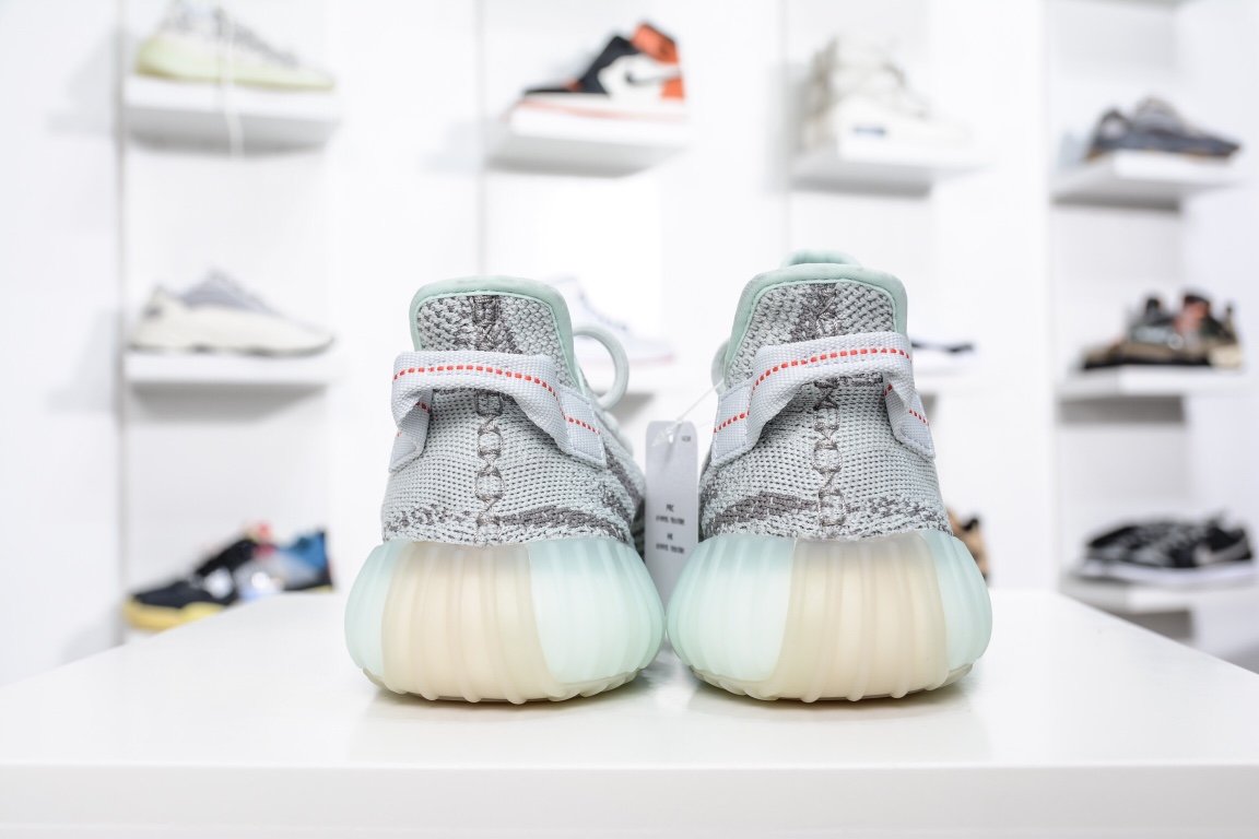 190 Adidas Yeezy Boost 350V2 “Blue Tint”冰蓝 可燃冰 B37571