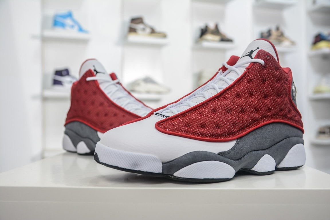 200 纯原级别福利特价 Air Jordan 13 白红