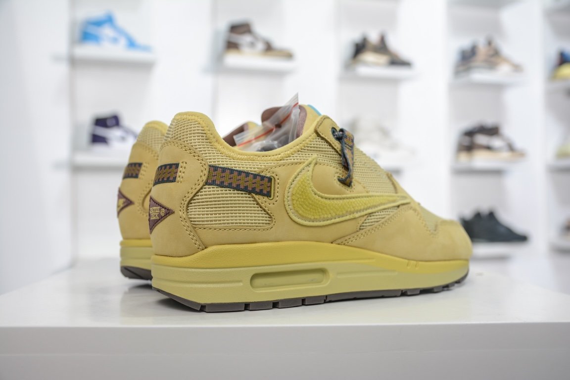 480  Travis Scott x Nike Air Max 1 "Saturn Gold"倒钩联名DO9392-700