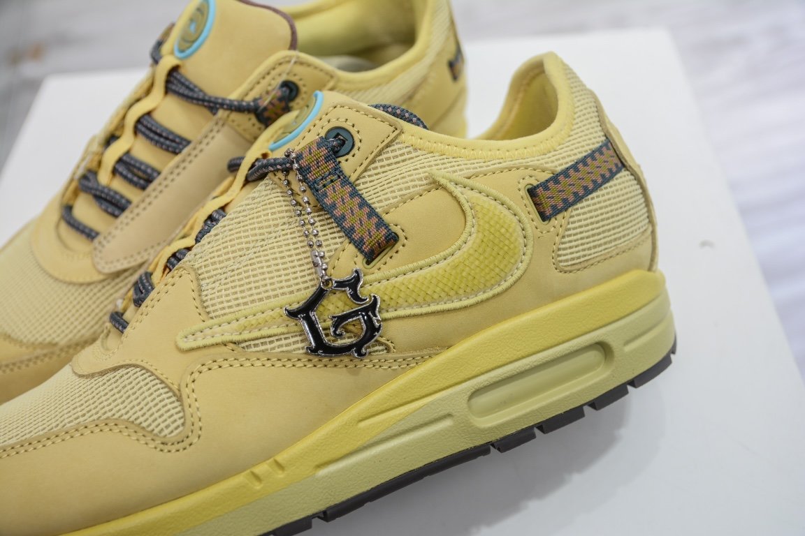 480  Travis Scott x Nike Air Max 1 "Saturn Gold"倒钩联名DO9392-700