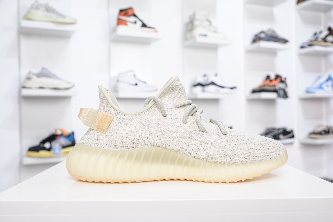 260 Adidas Yeezy Boost 350V2 北极光渐变 GY3438