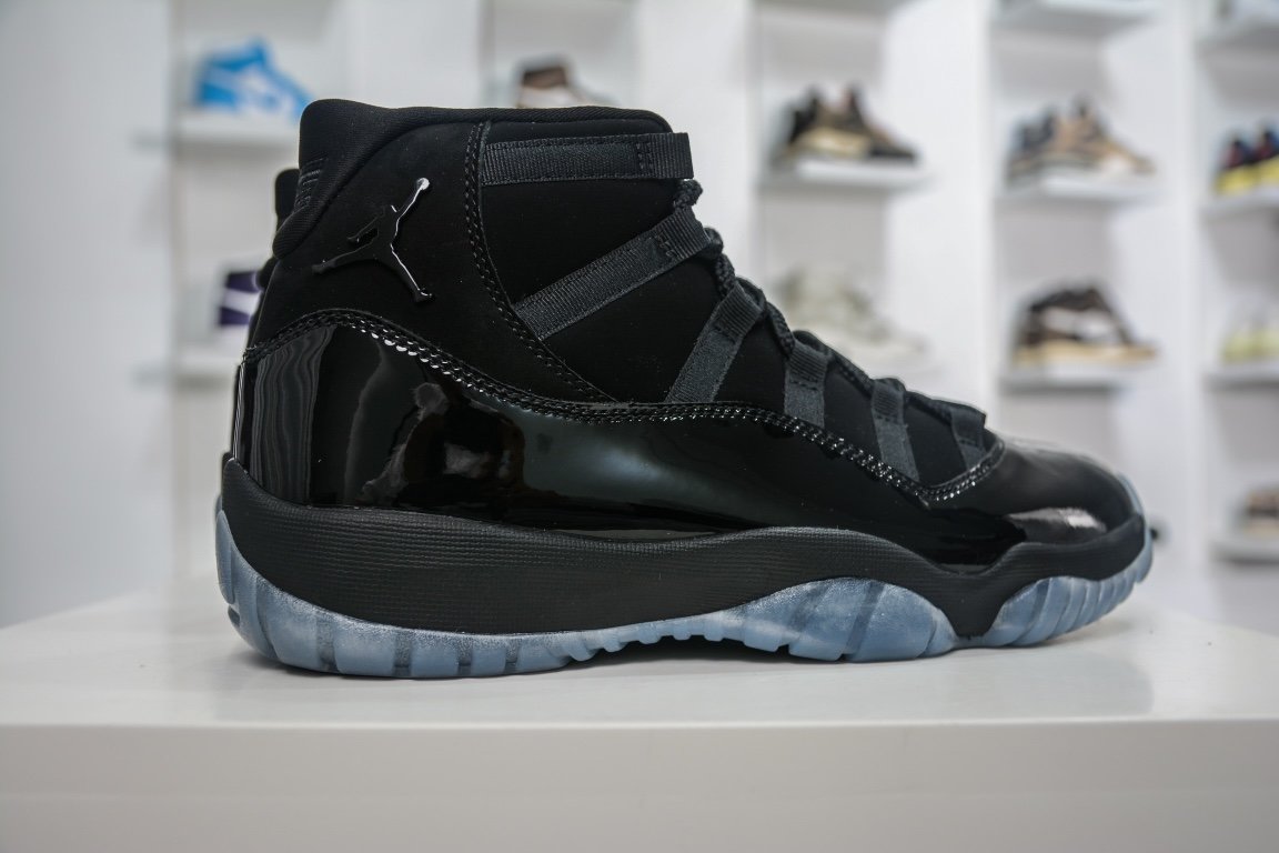 360 大厂Air Jordan 11 Retro Cap and Gown 高帮 黑武士 378037-005