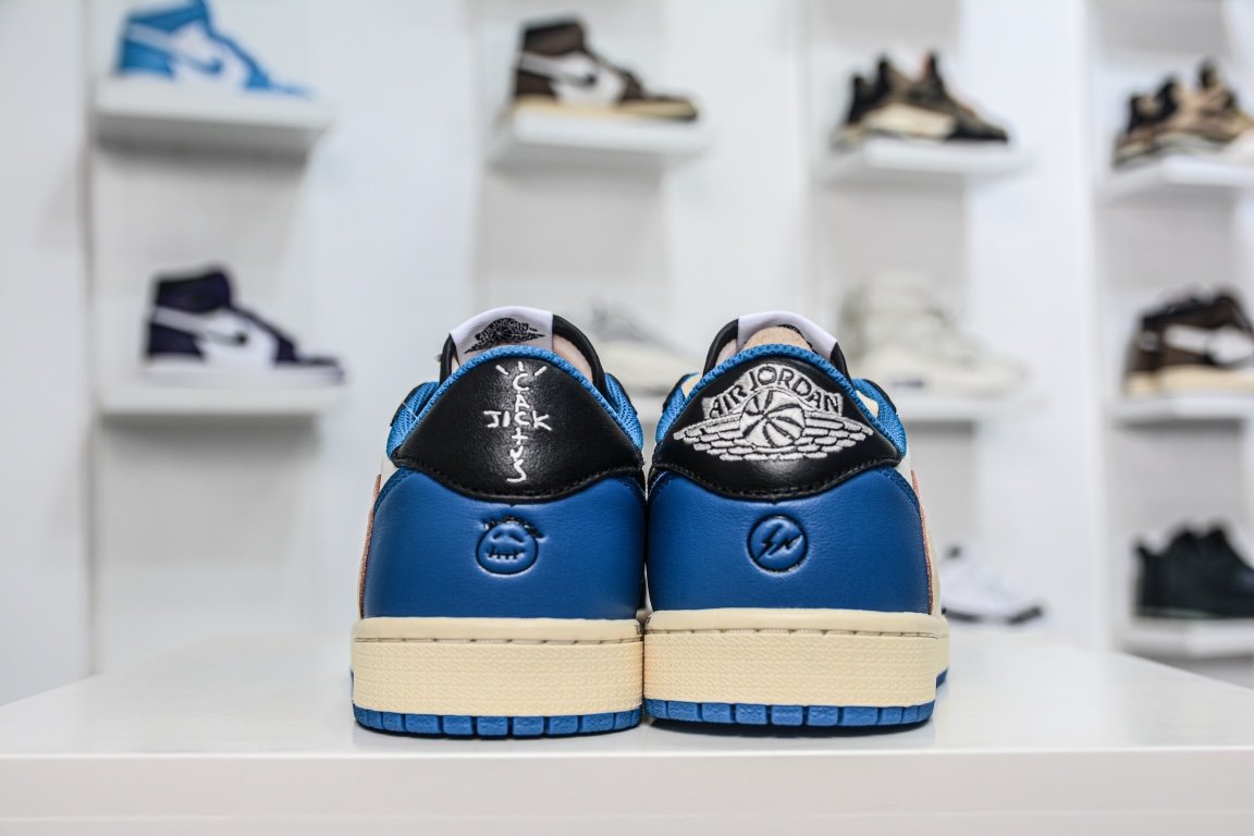 280 Travis Scott x Fragment Design x Air Jordan 1 Low 藤原浩三方联名DM7866-140