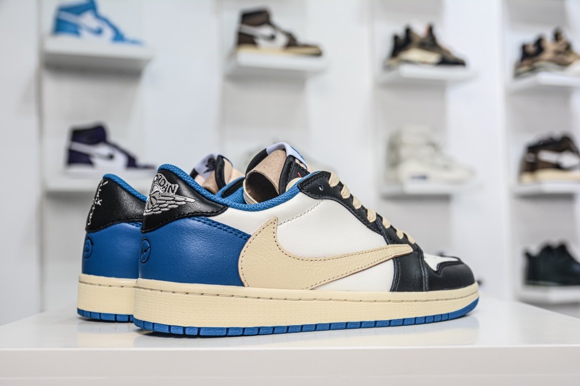 280 Travis Scott x Fragment Design x Air Jordan 1 Low 藤原浩三方联名DM7866-140