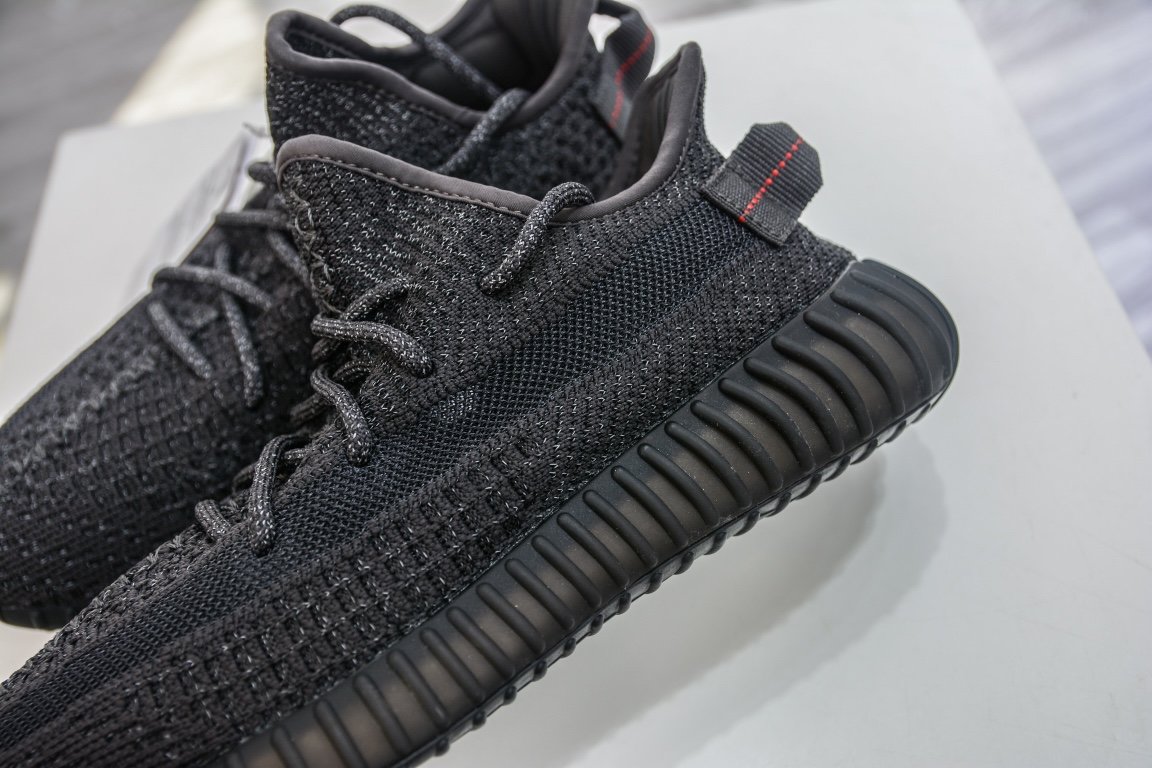 280 Yeezy 350v2 黑满天星  FU9007